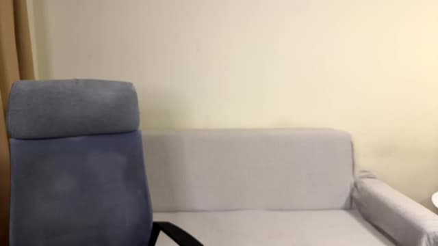 Gallery image thumbnail from ulohu's myfreecams stream on, 01/02/2026, 18:41 image 15 of 20