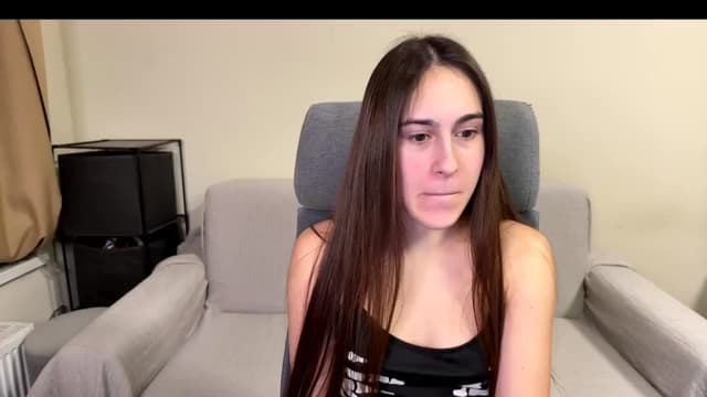 Gallery image thumbnail from ulohu's myfreecams stream on, 02/04/2026, 17:53 image 11 of 20