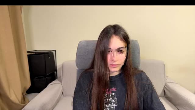 Gallery image thumbnail from ulohu's myfreecams stream on, 02/05/2026, 17:34 image 8 of 20