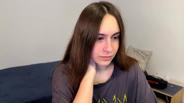 Gallery image thumbnail from ulohu's myfreecams stream on, 04/21/2026, 23:08 image 10 of 20
