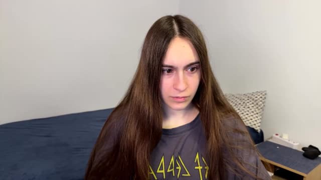Gallery image thumbnail from ulohu's myfreecams stream on, 04/26/2026, 24:00 image 17 of 20