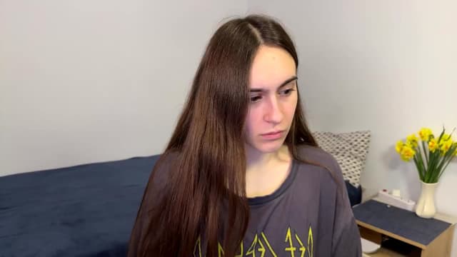 Gallery image thumbnail from ulohu's myfreecams stream on, 04/26/2026, 21:25 image 4 of 20