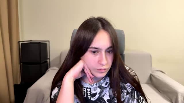 Gallery image thumbnail from ulohu's myfreecams stream on, 05/26/2026, 23:27 image 7 of 20