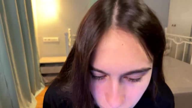Gallery image thumbnail from ulohu's myfreecams stream on, 06/18/2026, 23:57 image 3 of 20
