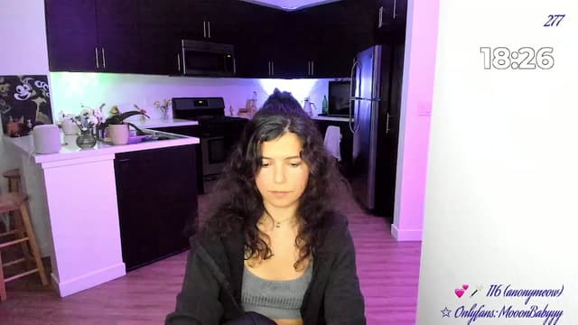 Gallery image thumbnail from vroom's myfreecams stream on, 05/07/2025, 05:12 image 13 of 20