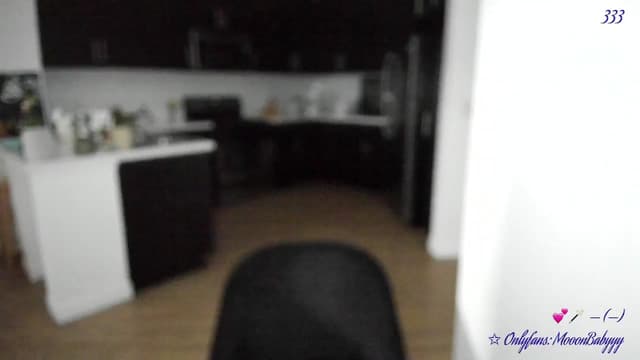 Gallery image thumbnail from vroom's myfreecams stream on, 05/09/2025, 05:29 image 5 of 20