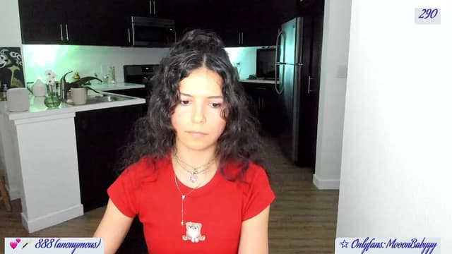 Gallery image thumbnail from vroom's myfreecams stream on, 05/12/2025, 03:38 image 17 of 20