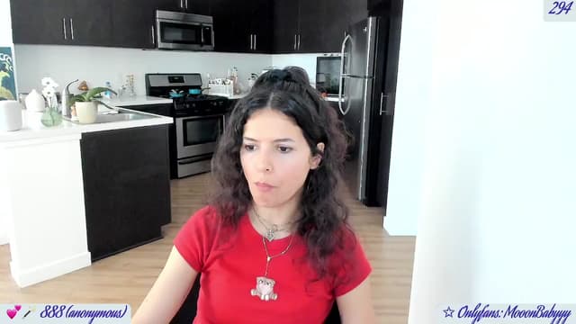 Gallery image thumbnail from vroom's myfreecams stream on, 05/12/2025, 03:38 image 2 of 20