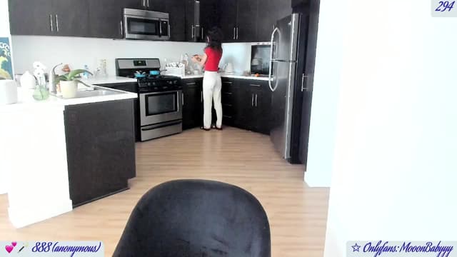 Gallery image thumbnail from vroom's myfreecams stream on, 05/12/2025, 03:38 image 1 of 20