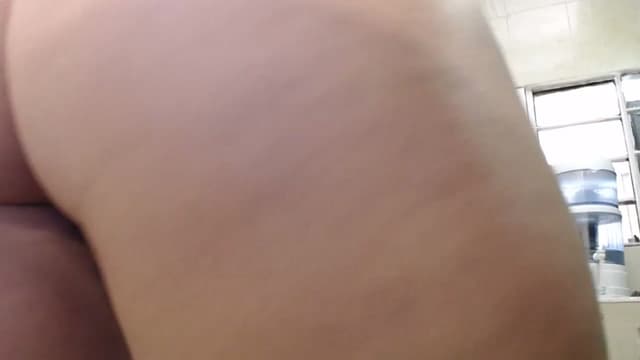 Gallery image thumbnail from yenlo's myfreecams stream on, 11/17/2022, 21:47 image 7 of 20