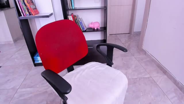 Gallery image thumbnail from yenlo's myfreecams stream on, 07/30/2025, 15:38 image 2 of 20
