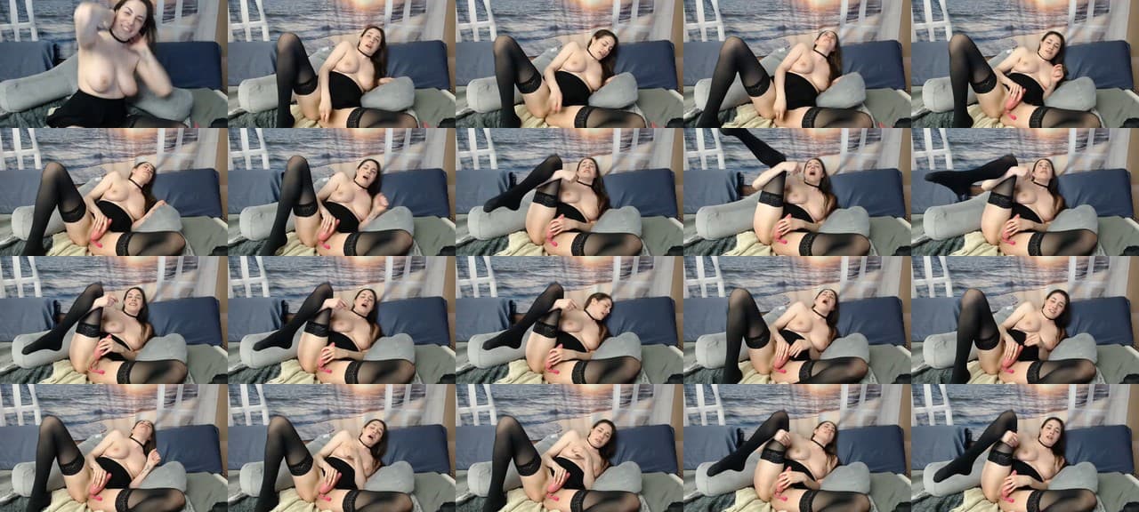 Mandy_Rose-MFC-202208200247_m.jpg