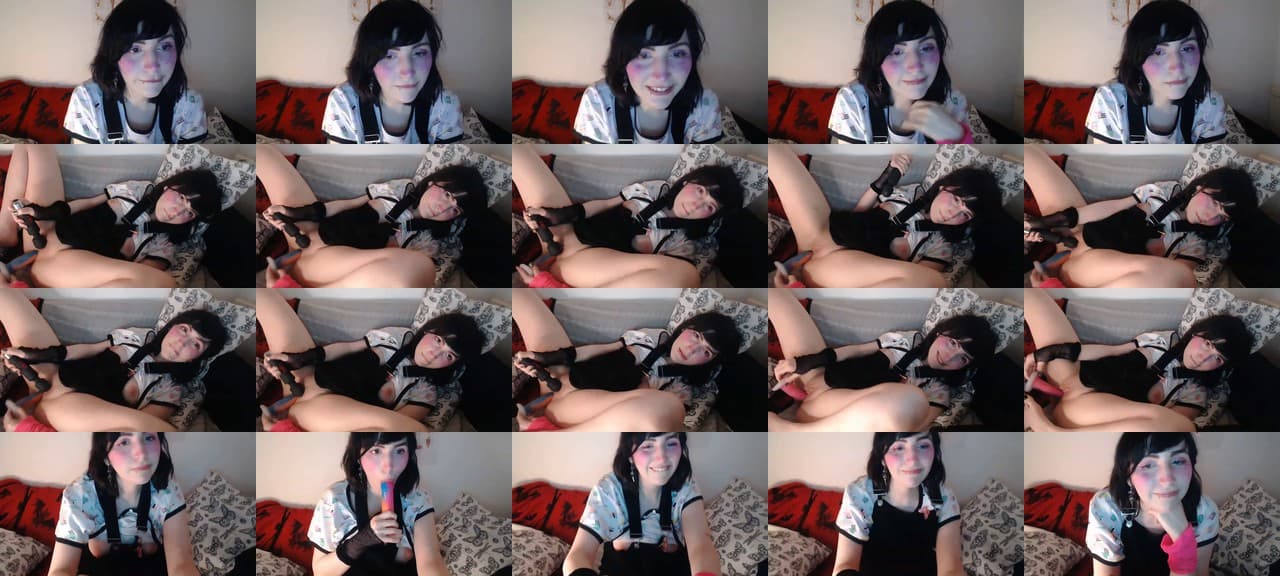 SaliceSawyer-MFC-202203050115_m.jpg
