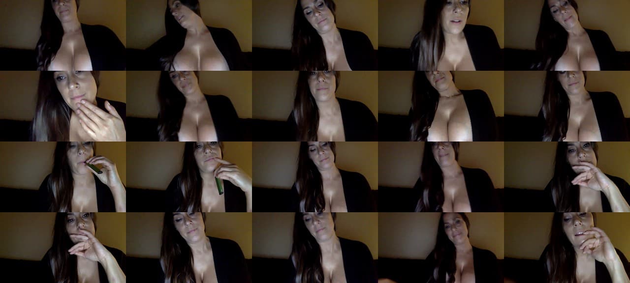 Yourgirljones-MFC-202211100720_m.jpg
