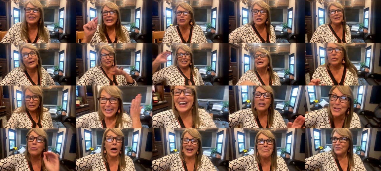boringmom-MFC-202211112157_m.jpg