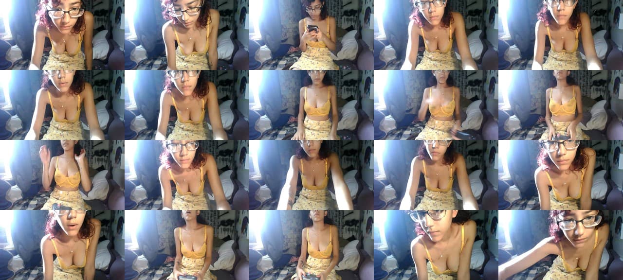 MadiMoxxi-MFC-202110181440_m.jpg