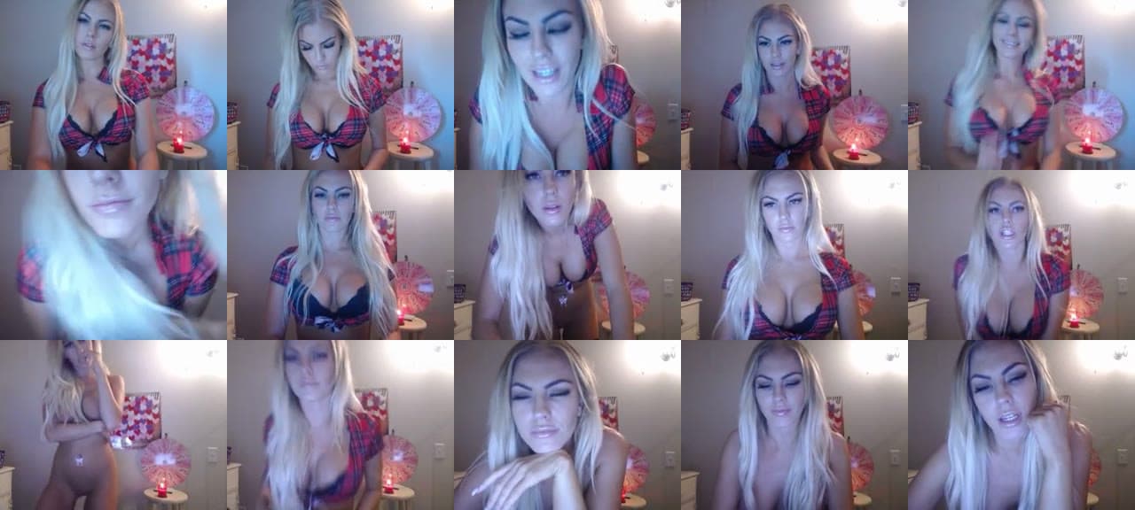 XxRoxieButton-MFC-201708080144_m.jpg