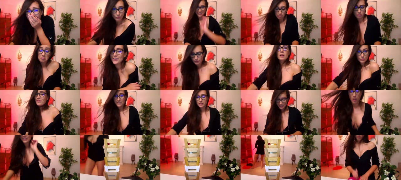 PoppyNaked-MFC-202109110520_m.jpg