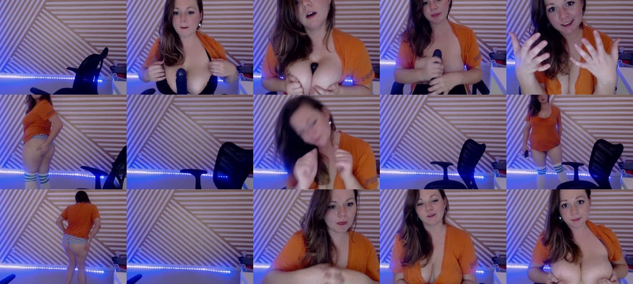 Ellie22-MFC-201707040513_m.jpg