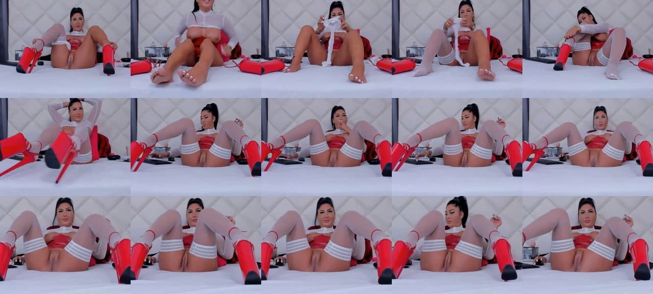 NicolleHotX-MFC-202009262023_m.jpg