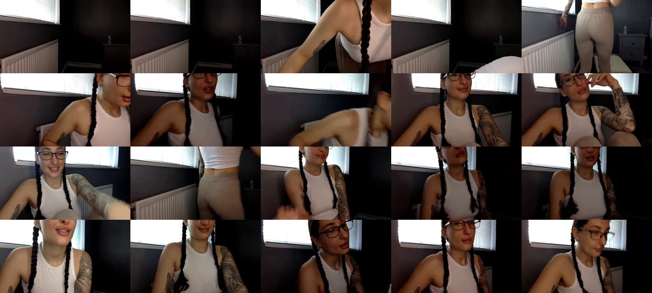 TatooedMilf-MFC-202204021413_m.jpg