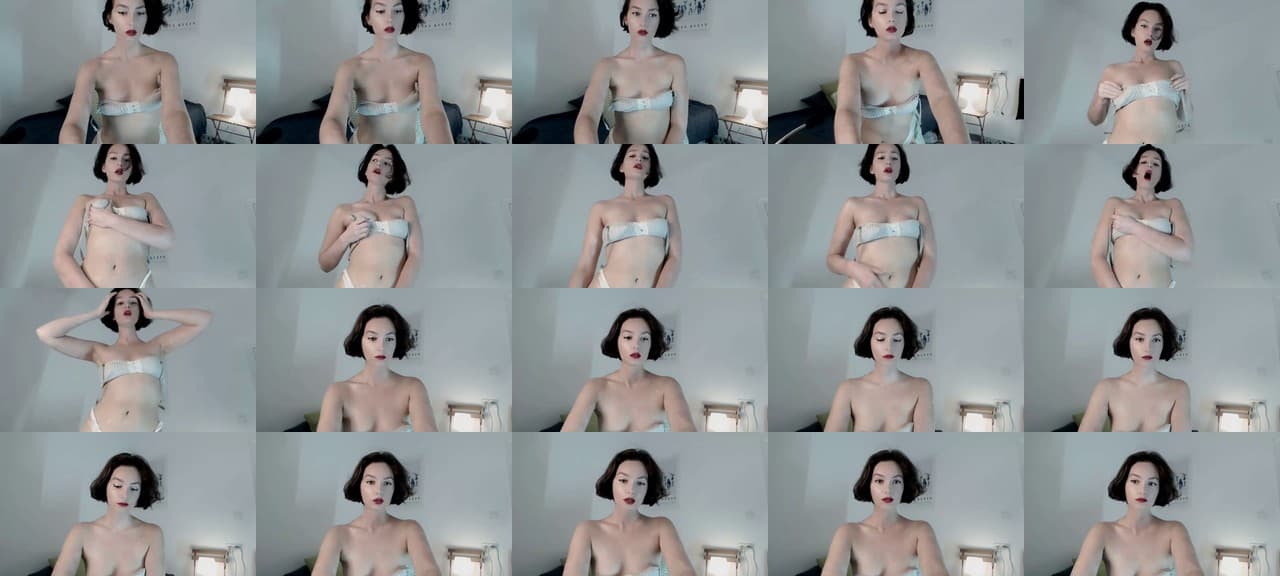 Red_Lips_Girl-MFC-202207180100_m.jpg
