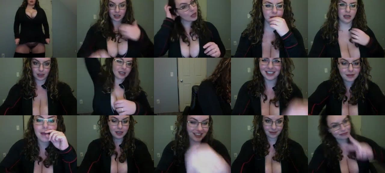 EmilyHart-MFC-201812202100_m.jpg