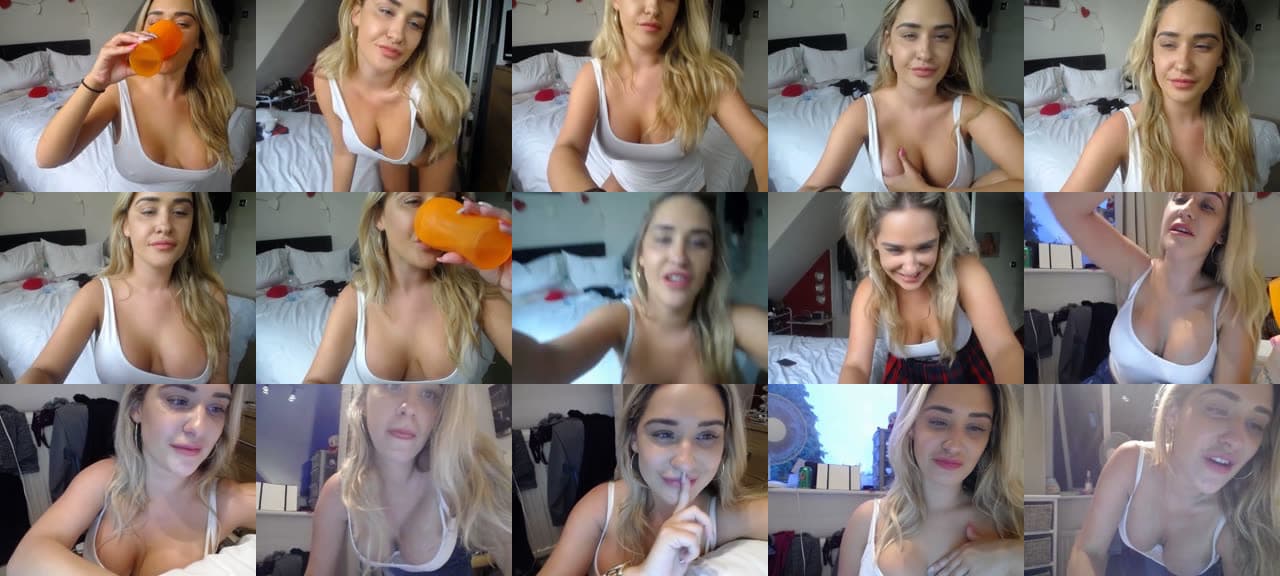 KhloeNxtDoor-MFC-201709061326_m.jpg