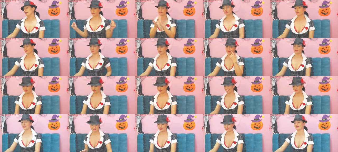 QuinnieSmile-MFC-202210311227_m.jpg